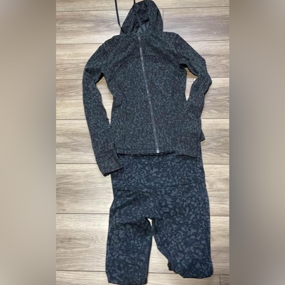 Lululemon matching set size 4